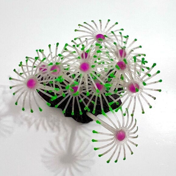 Top Fin Glow-in-the-Dark Moveable Flower Aquarium Ornament - Picture 3 of 6